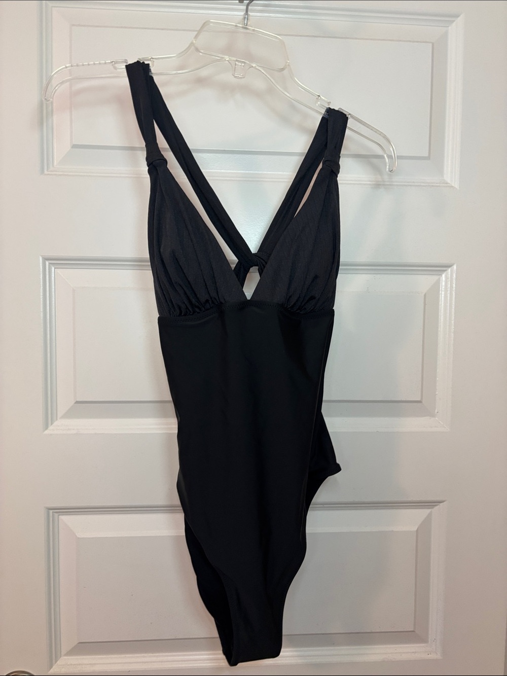 Cupshe Maisie Black Rib Black One Piece Swimsuit SZ M Sporty high thigh NWT